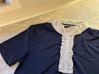 Övrigt Ridkläder ryttarutrustning till salu: MARINBLÅ TÄVLINGSSKJORTA! i Stånga - Annons 12