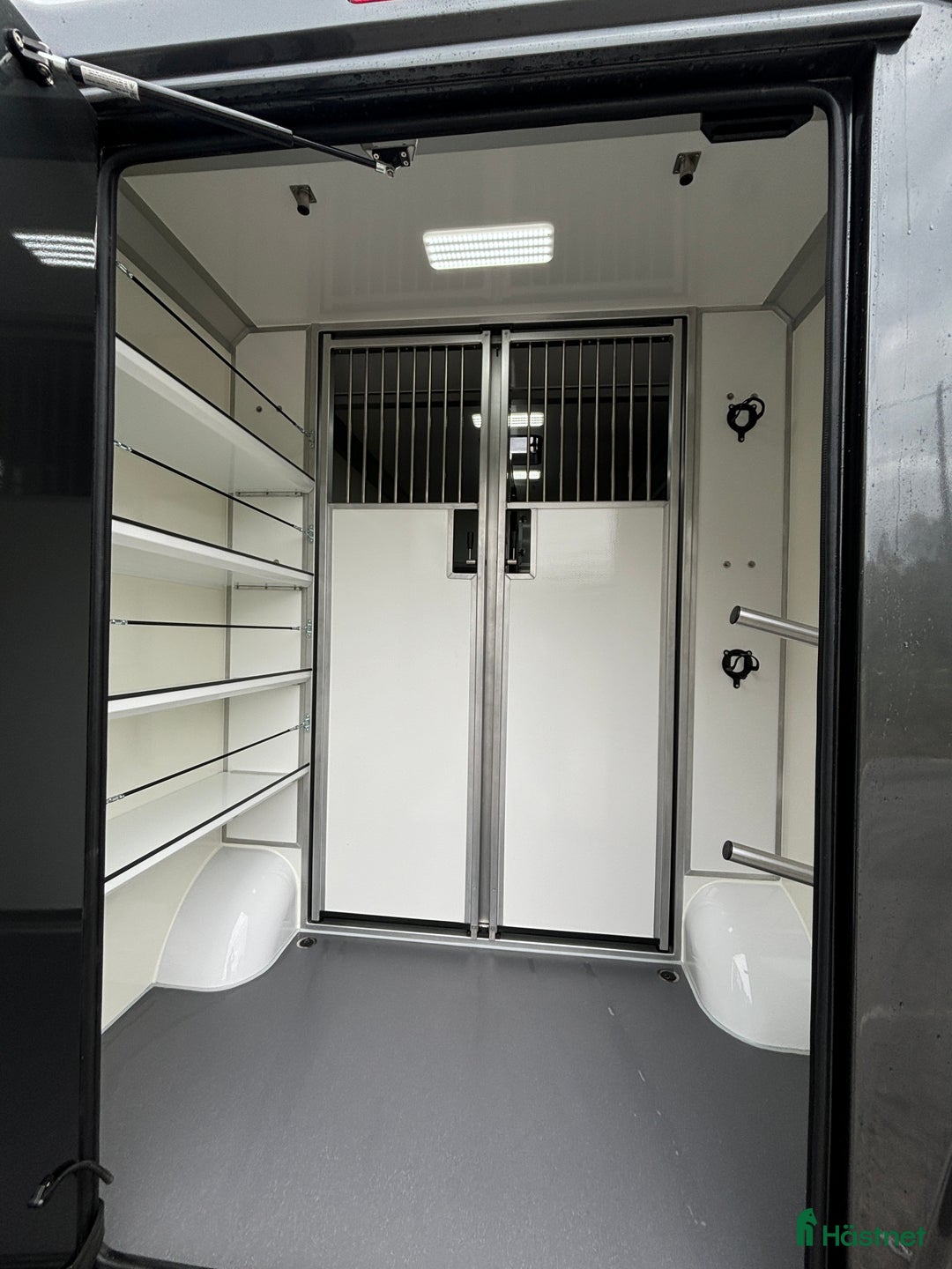 Hästlastbilar  fordon & transport till salu: STX 3-Sits Stuteri 2025 Nya uppdaterade Renault  i Mariefred - Annons 12