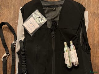 Säkerhetsvästar ryttarutrustning till salu: FAE airbag väst i Kågeröd - Annons 9