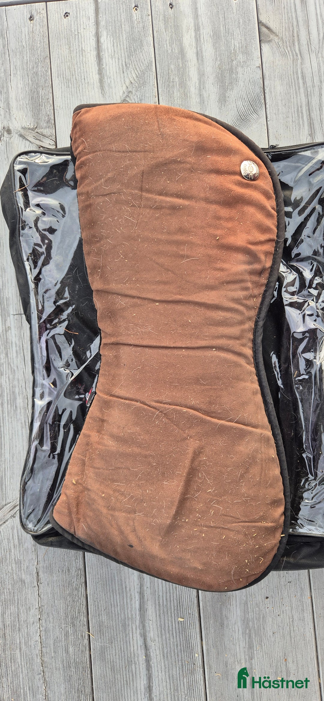 Sadeltillbehör hästutrustning till salu: Ogilvy pad i Frösön - Annons 1