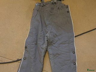 Övrigt Ridkläder ryttarutrustning till salu: Överdragsbyxor ridning i Vallberga - Annons 20