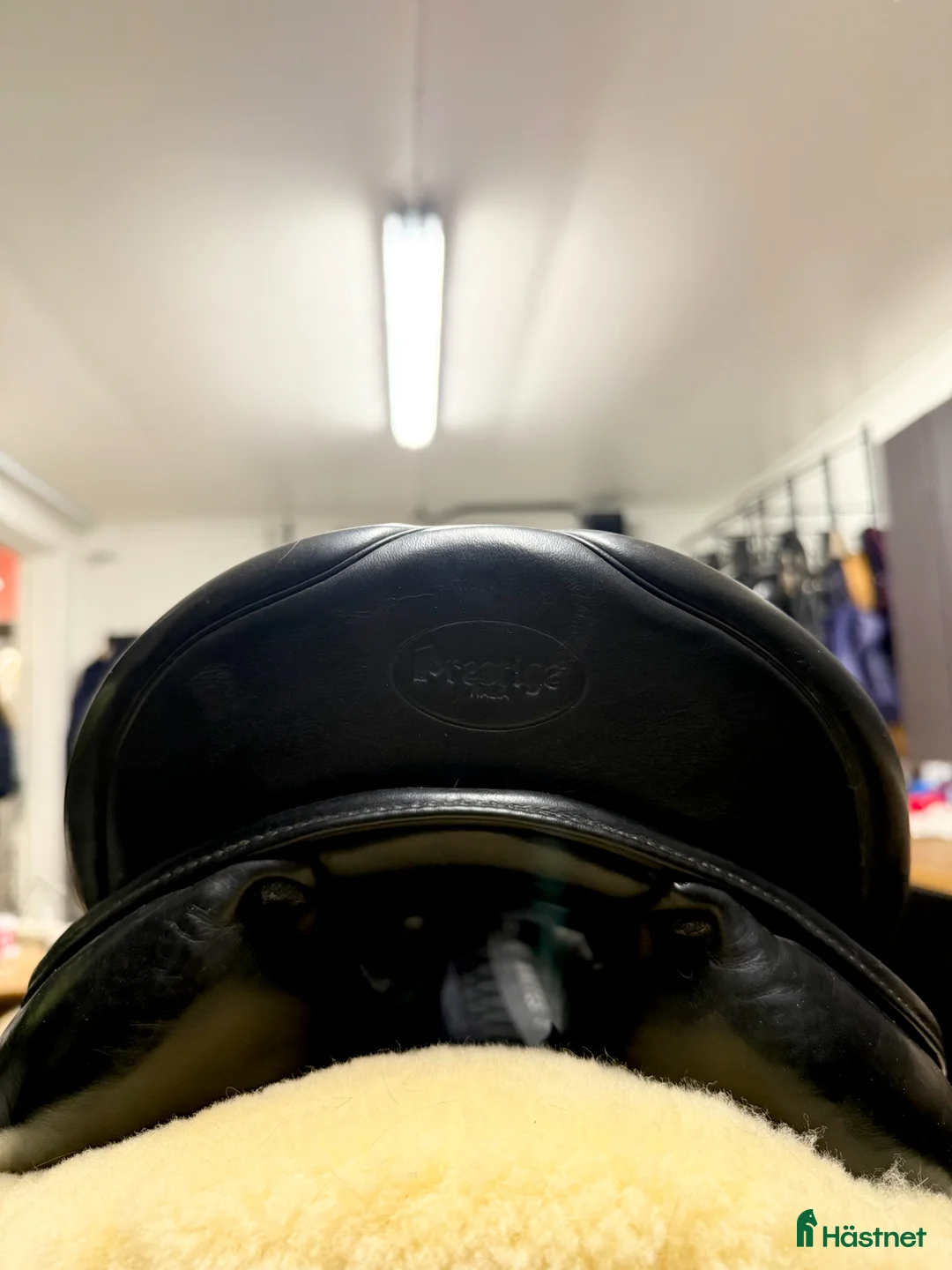 Sadlar hästutrustning till salu: Prestige Lucky Idol dressyrsadel i Ulricehamn - Annons 5