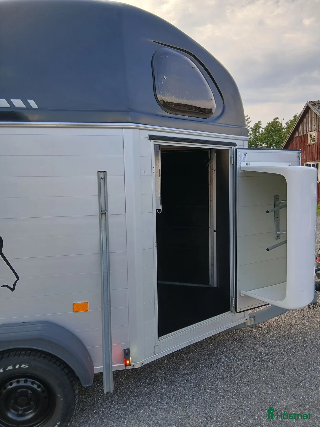 Hästtransporter  fordon & transport till salu: Välskött Cheval Liberté - Annons 7