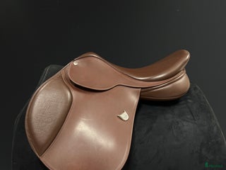 Sadlar hästutrustning till salu: Oanvänd Bates Caprilli - Framskuren i Borlänge - Annons 16