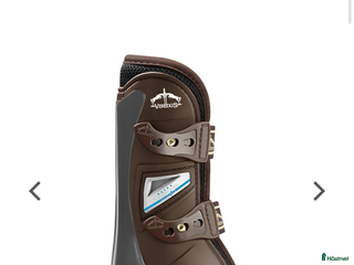 Benskydd hästutrustning till salu: Fina senskydd från Veredus i Luleå - Annons 1