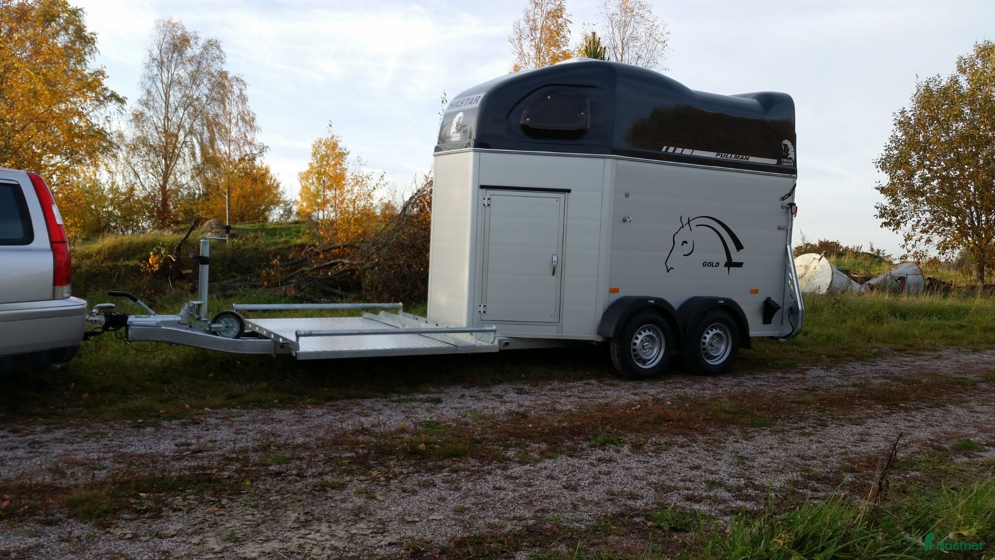 Hästtransporter  fordon & transport till salu: Hippomobile 2018 i Nyskick - Annons 5