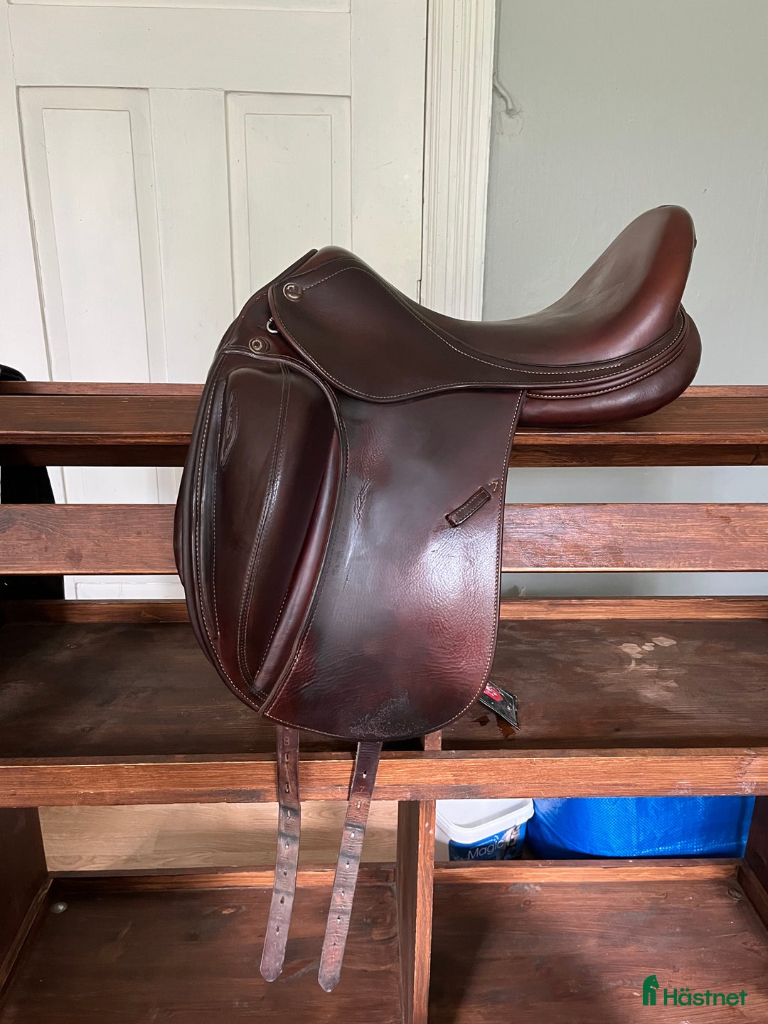 Sadlar hästutrustning till salu: X-Helen dressysadel 16,5 i Stockholm - Annons 1