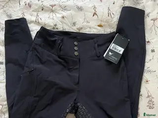 Ridbyxor ryttarutrustning till salu: Nya Ridbyxor från Stierna med mobilficka i Karlskoga - Annons 6