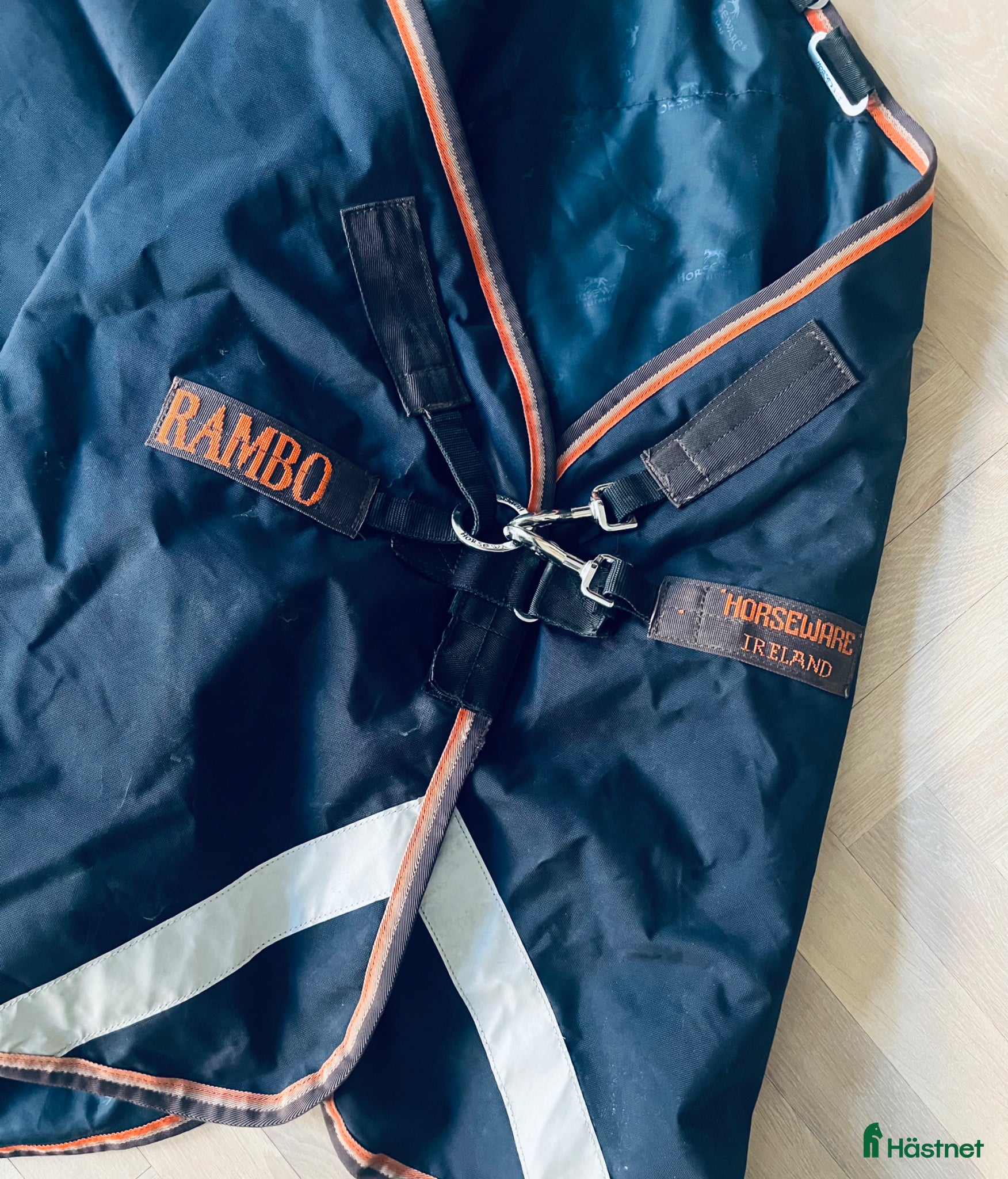 Täcken hästutrustning Rambo 100g stl 130 nyskick - Annons 4