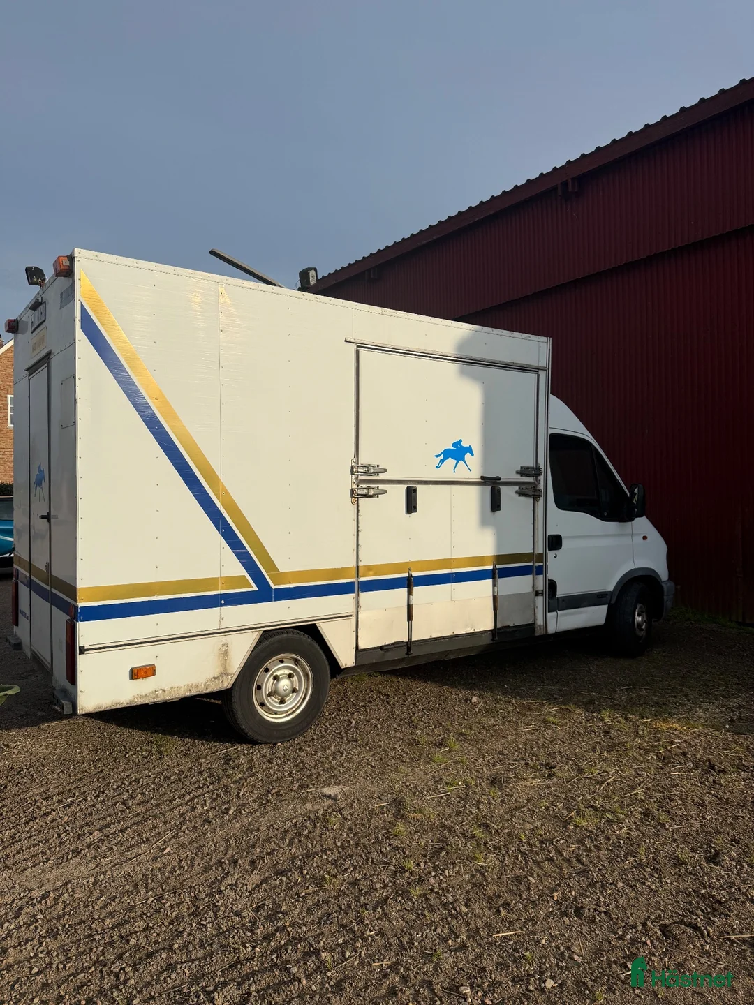 Hästlastbilar  fordon & transport till salu: 2-hästars lastbil - Annons 2