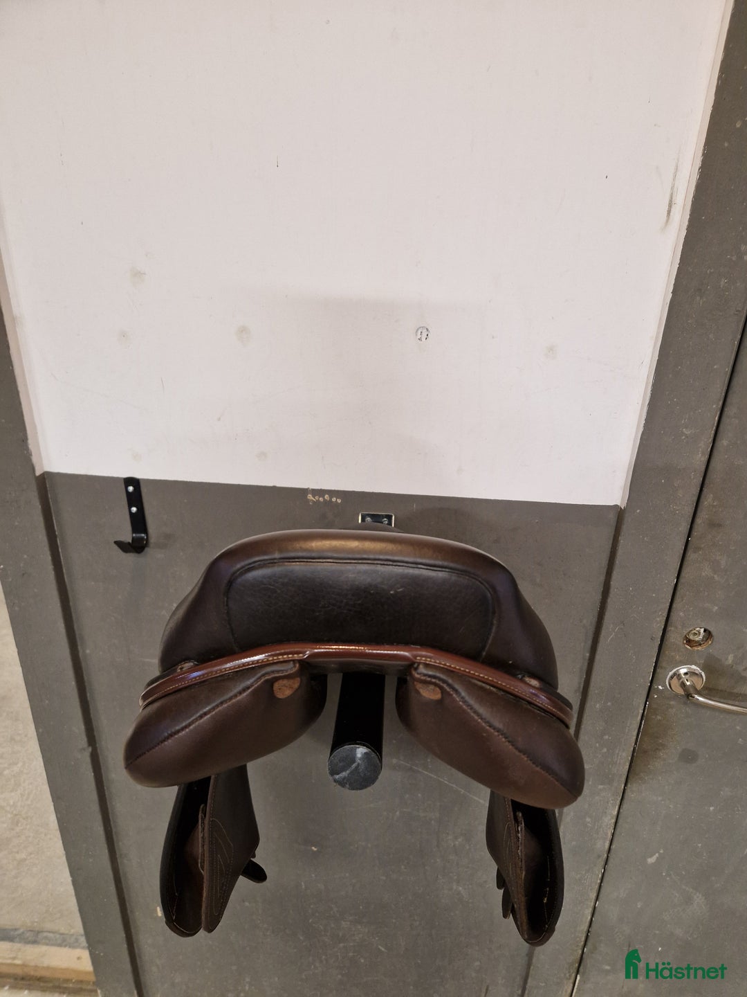 Sadlar hästutrustning till salu: Hoppsadel i Stjärnhov - Annons 5