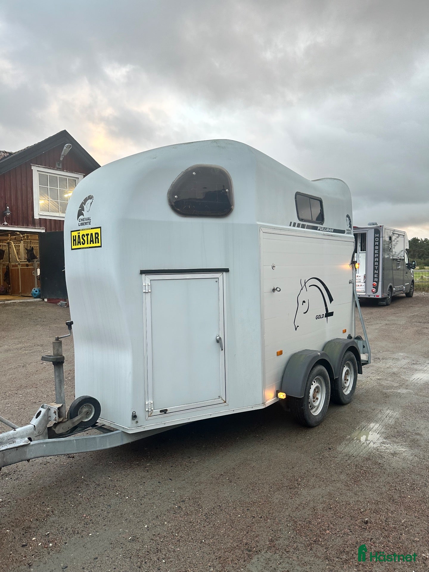 Hästtransporter  fordon & transport till salu: Cheval Liberté Gold Pullman V2 med sadelkammare - Annons 2