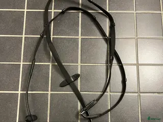 Övrig Hästutrustning hästutrustning till salu: Gummivävtyglar svarta i Göteborg - Annons 2