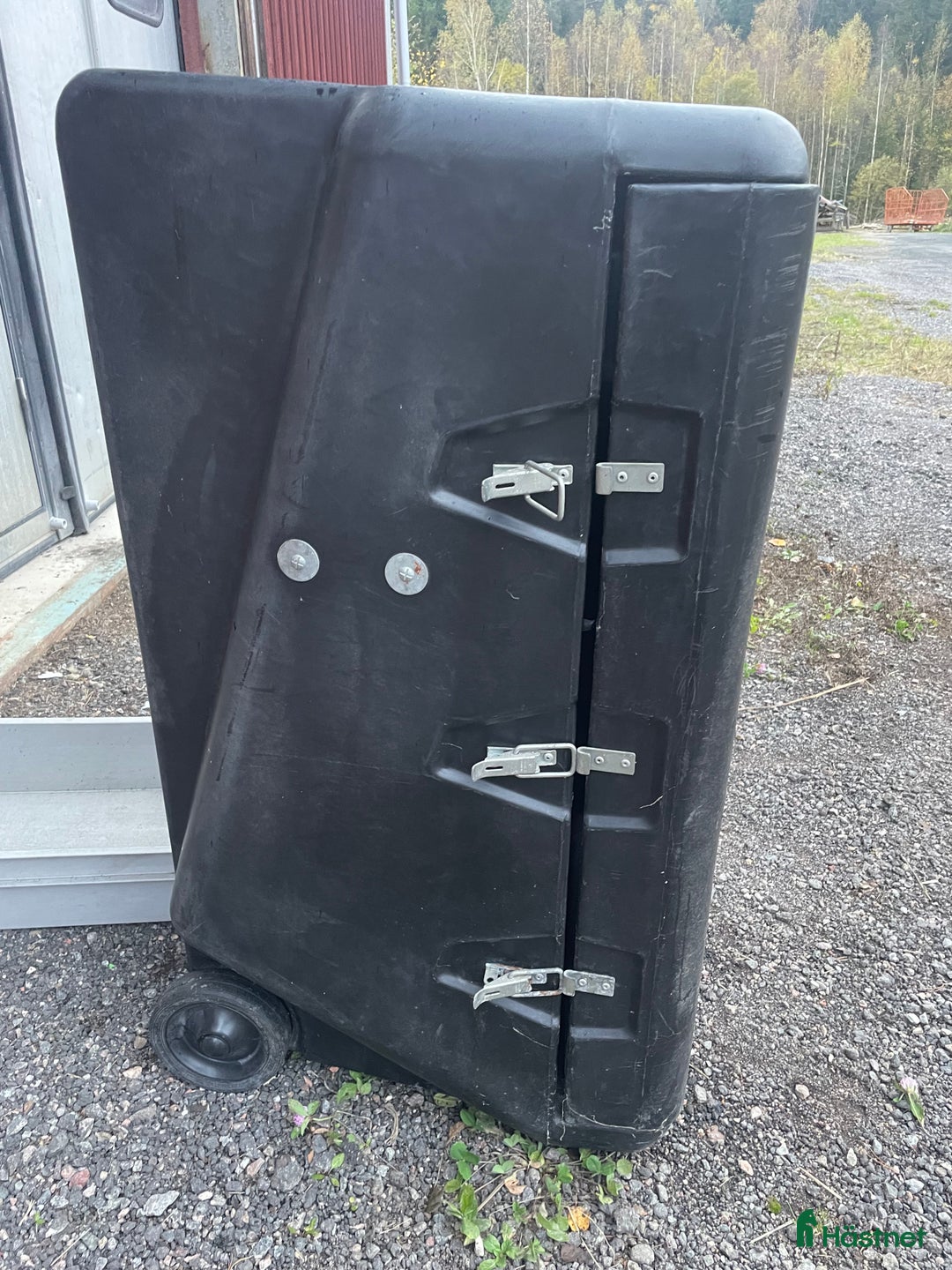 Övrig utrustning övrig utrustning till salu: Sadelskåp i Valla - Annons 4