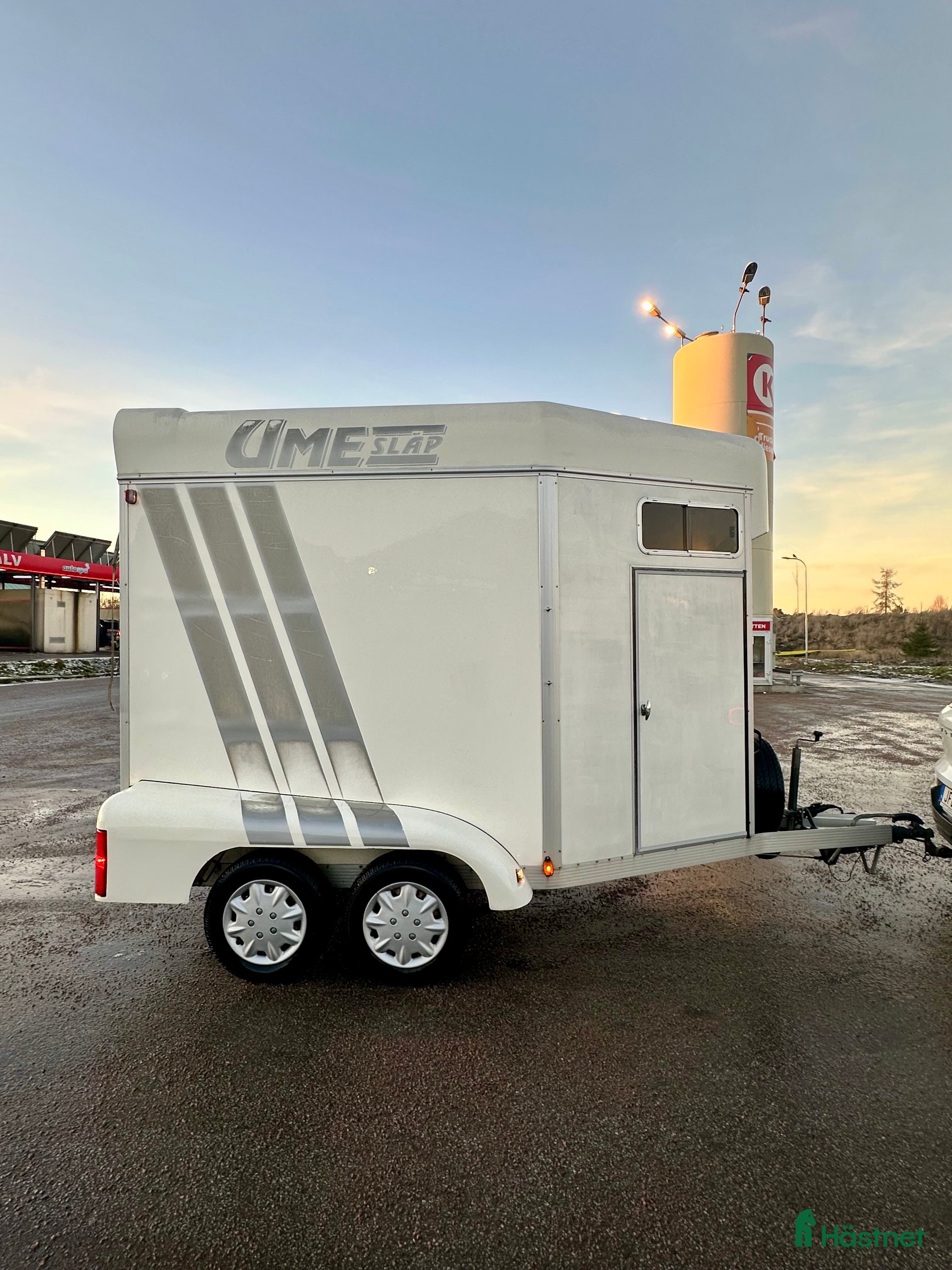 Hästtransporter  fordon & transport till salu: UMESLÄP BA35-140 i Uppsala - Annons 6