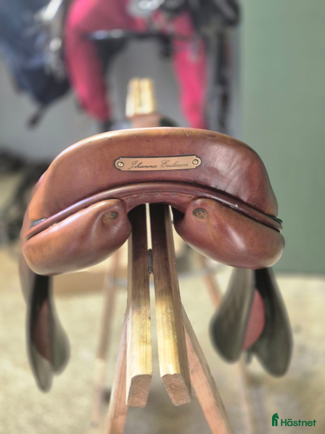 Sadlar hästutrustning till salu: Butet i toppskick, besiktigad av sadelmakare! i Strömsholm - Annons 3