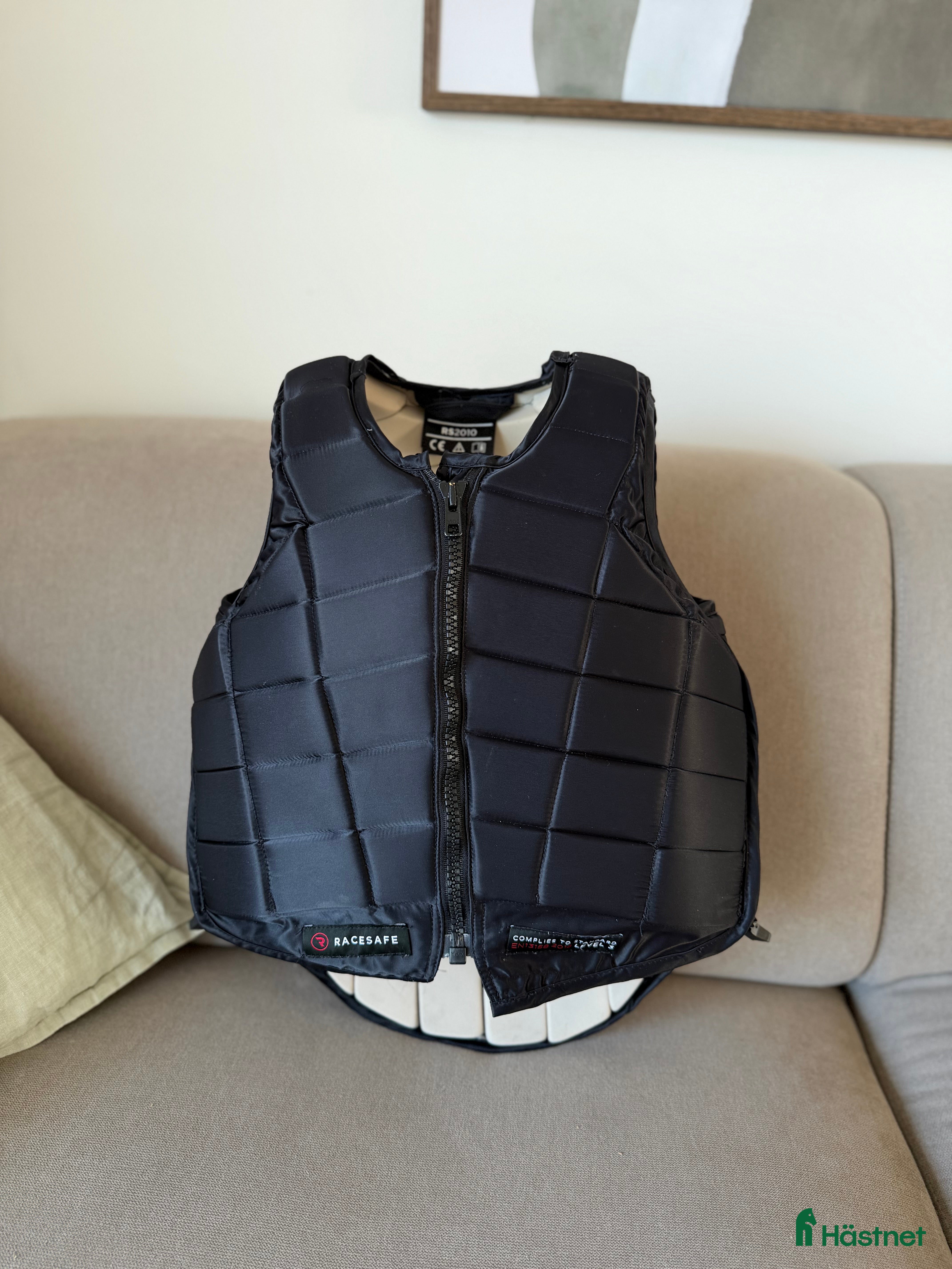 Säkerhetsvästar ryttarutrustning till salu: Racesafe - Child Large Long  - Annons 3