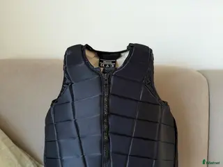 Säkerhetsvästar ryttarutrustning till salu: Racesafe - Child Large Long - Annons 6