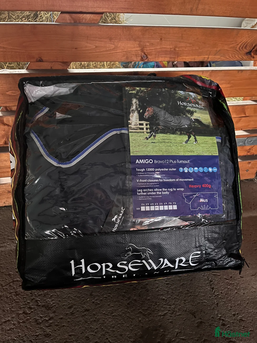 Täcken hästutrustning till salu: Helt nytt och oanvänt vintertäcke! - Annons 1