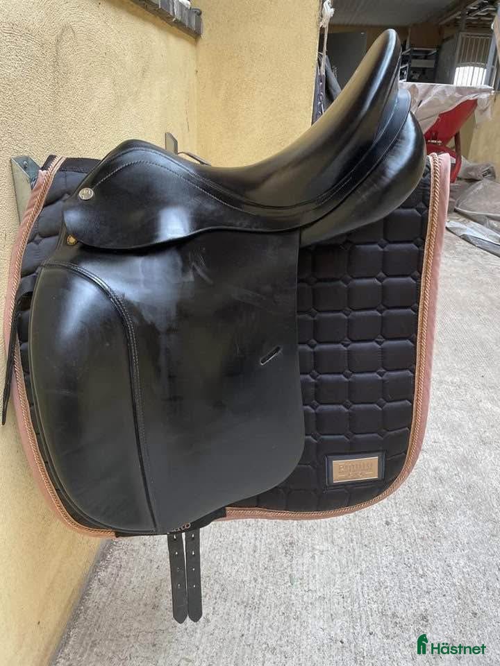 Sadlar hästutrustning till salu: Prestige hippos dressage 16, 37 - Annons 2