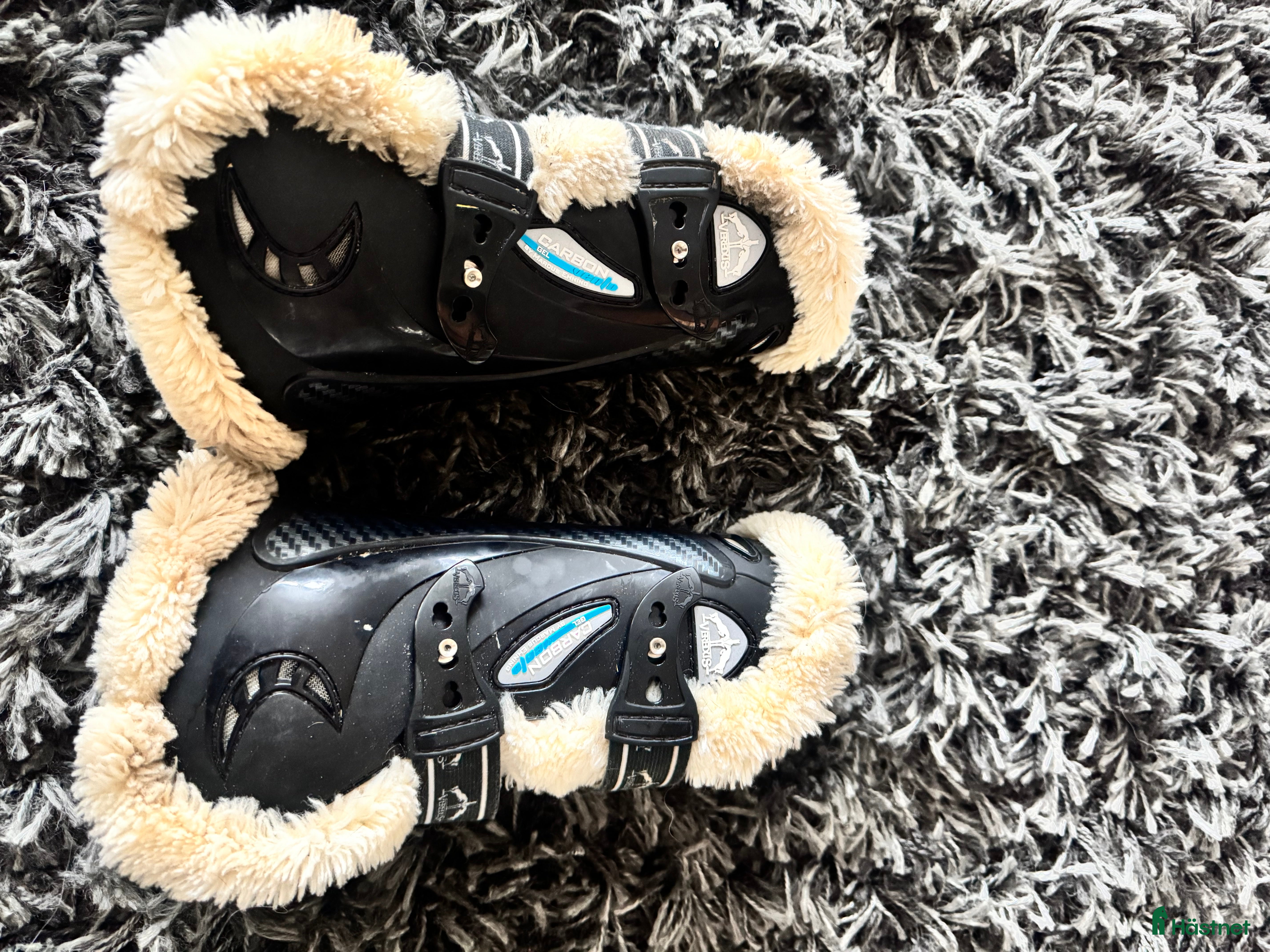 Benskydd hästutrustning Veredus skydd i Björklinge - Annons 2