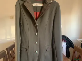 Jackor & Kavajer ryttarutrustning till salu: Finaste Animokavajen i Borlänge - Annons 1