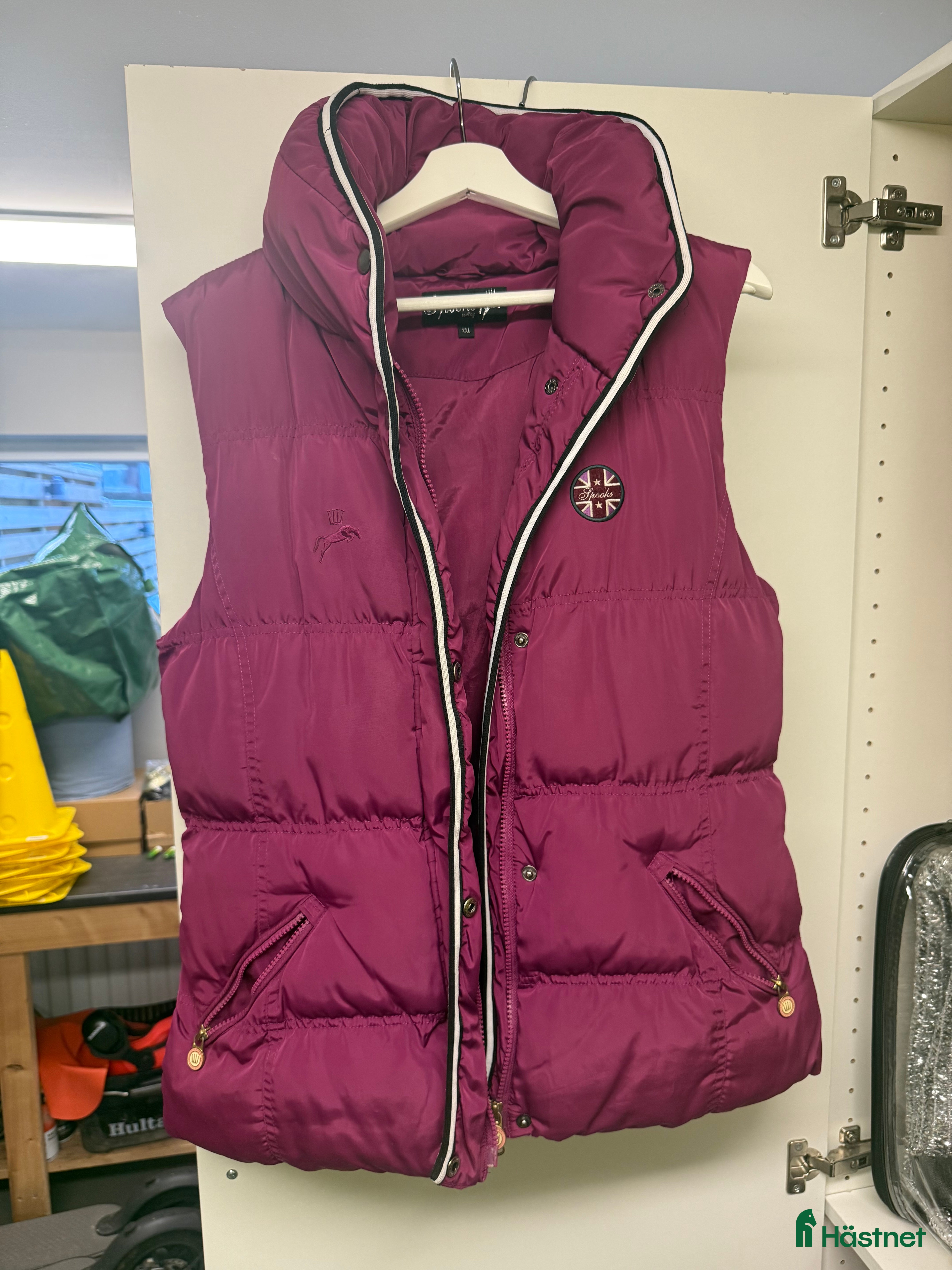 Jackor & Kavajer ryttarutrustning till salu: Spooks väst  i Hörby - Annons 9