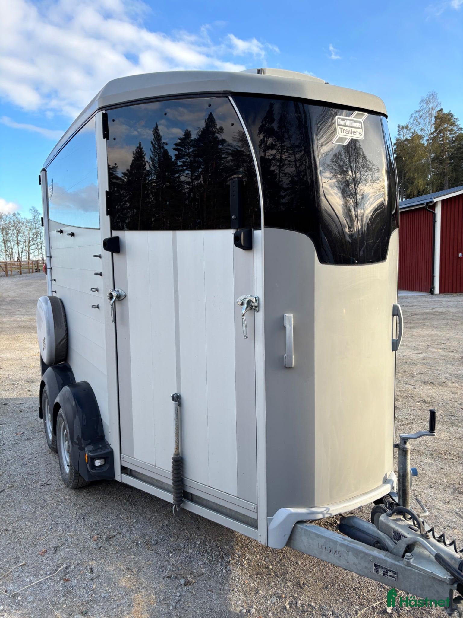 Hästtransporter  fordon & transport till salu: Ifor Willams HBX 506 med sadelkammare - Annons 8