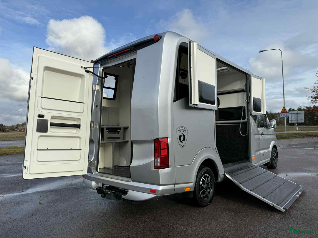 Hästlastbilar  fordon & transport till salu: PARAGAN GRAND PRESTIGE  i Köping - Annons 9