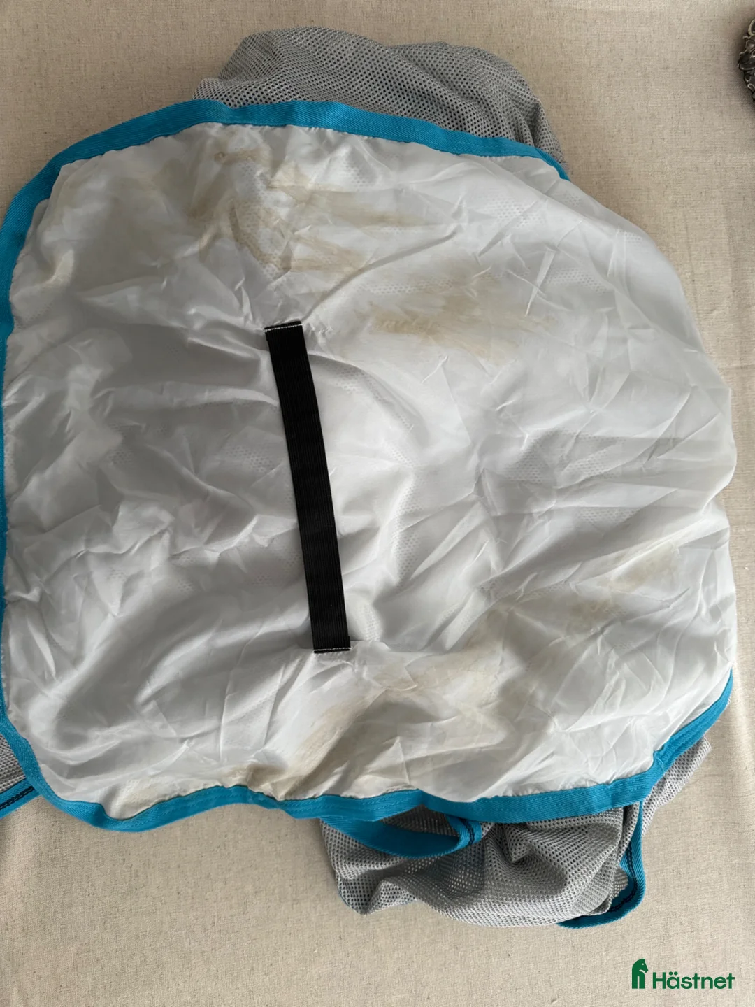 Täcken hästutrustning till salu: Flugtäcke - Annons 3