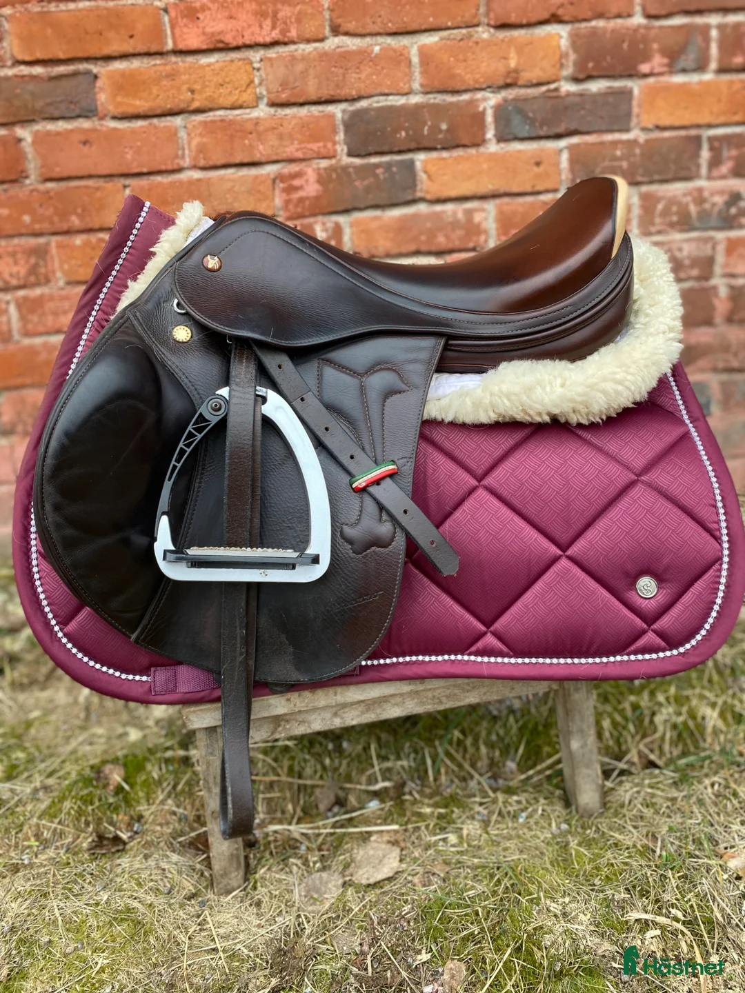 Sadlar hästutrustning till salu: Prestige Arezzo - Annons 1