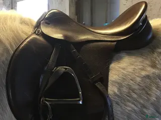 Sadlar hästutrustning Välvårdad allroundsadel i Kristianstad - Annons 9