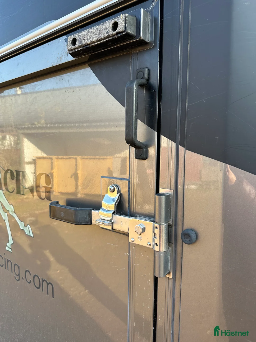 Hästlastbilar  fordon & transport till salu: Klockren 2hästarslastbil säljes i Vellinge - Annons 3