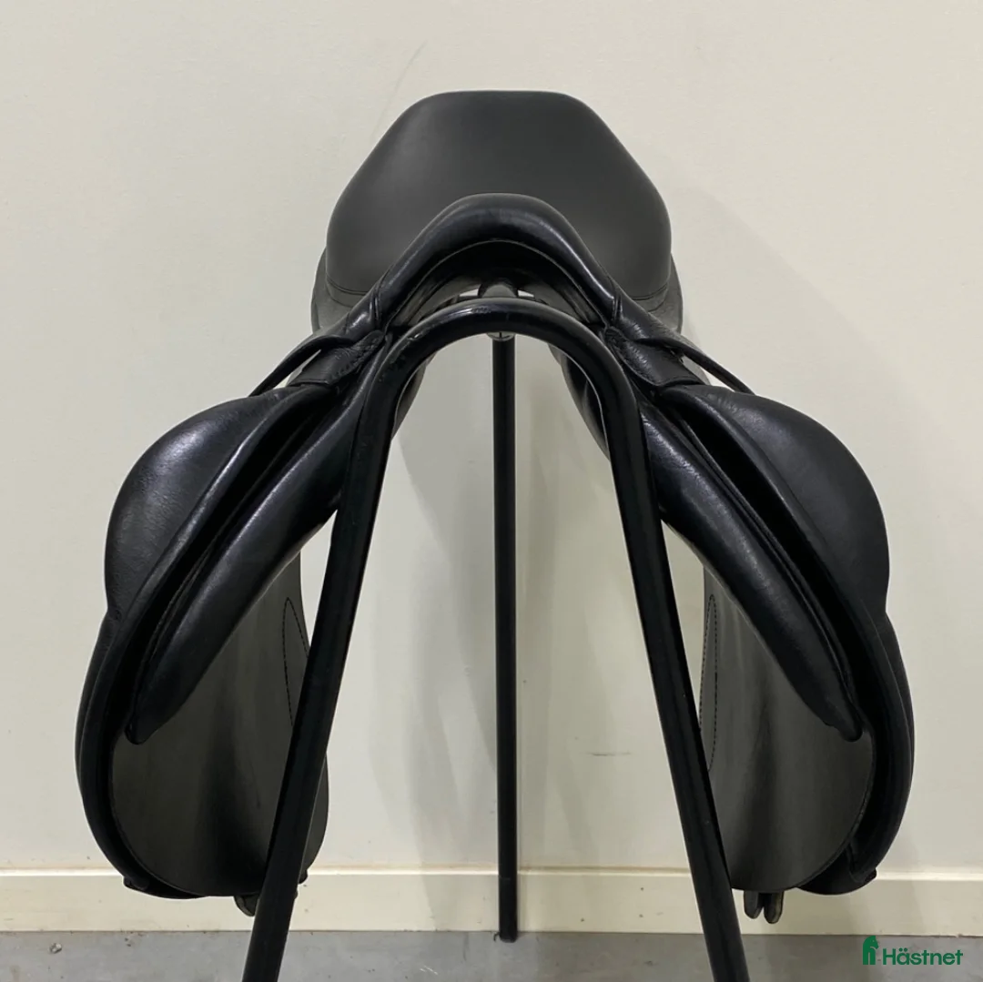 Sadlar hästutrustning till salu: Prestige Archimede  i Lugnvik - Annons 1