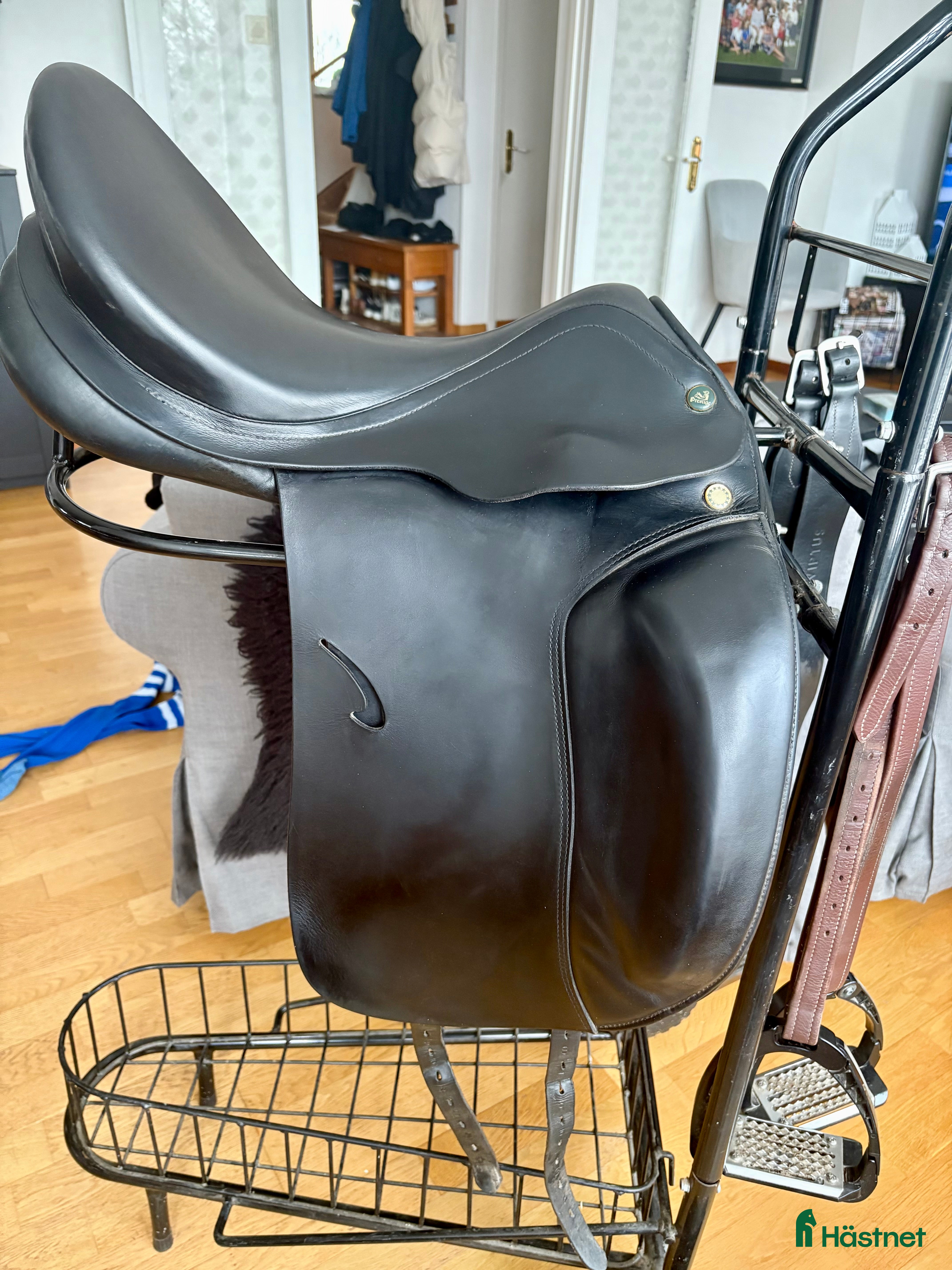 Sadlar hästutrustning Dressyrsadel prestige roma dressage  i Skövde - Annons 2