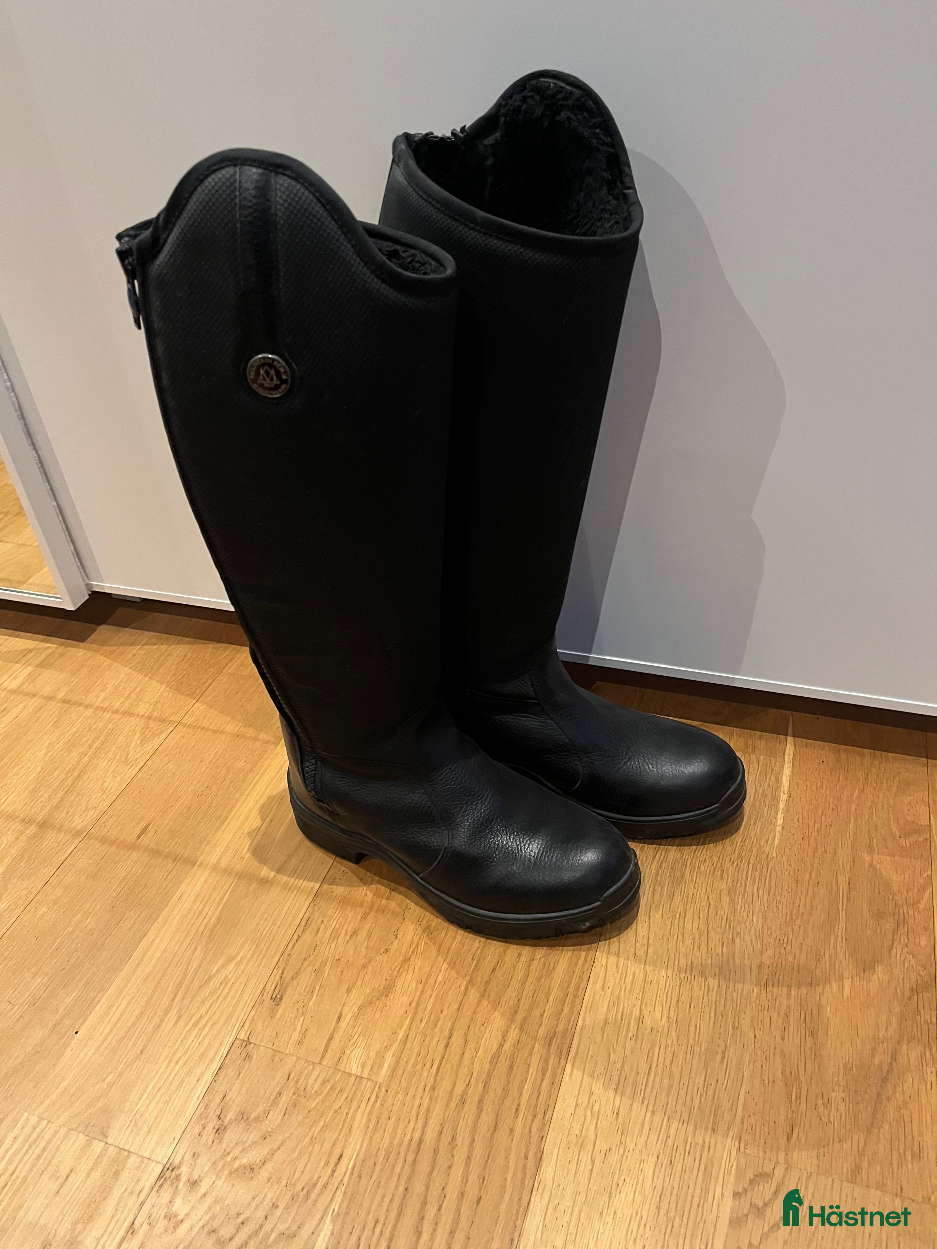 Ridstövlar ryttarutrustning till salu: Jättefina vinterridstövlar stl 38 i Gävle - Annons 3