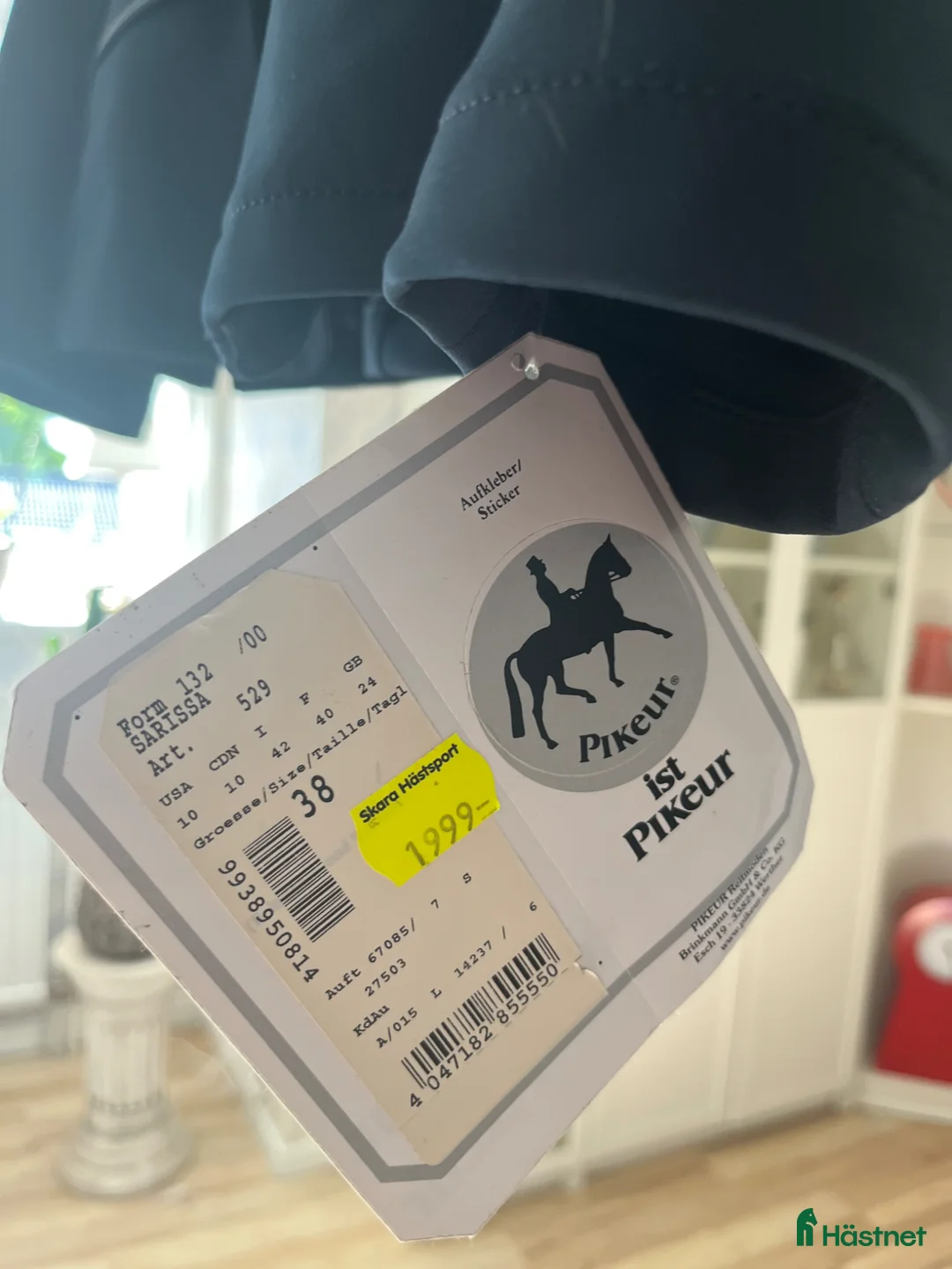 Jackor & Kavajer ryttarutrustning till salu: Oanvänd tävlingskavaj från Pikeur - Annons 2