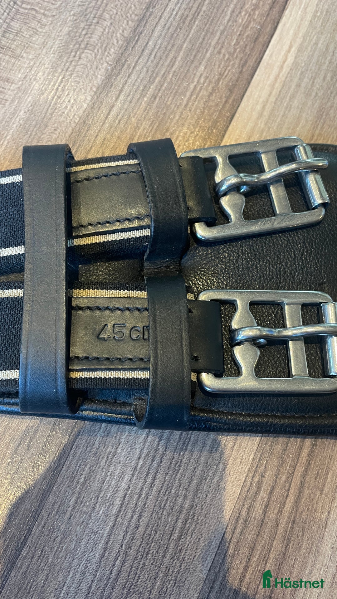 Sadeltillbehör hästutrustning till salu: Fin dressyrgjord 45cm i Huddinge - Annons 3