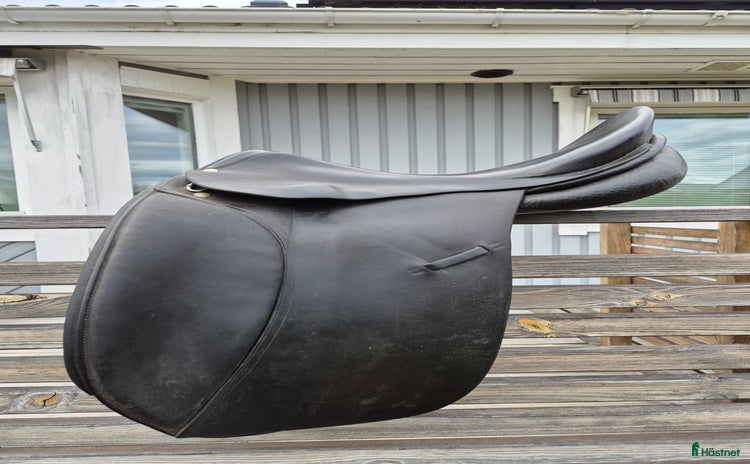 Sadlar hästutrustning till salu i Strängnäs - Annons 9