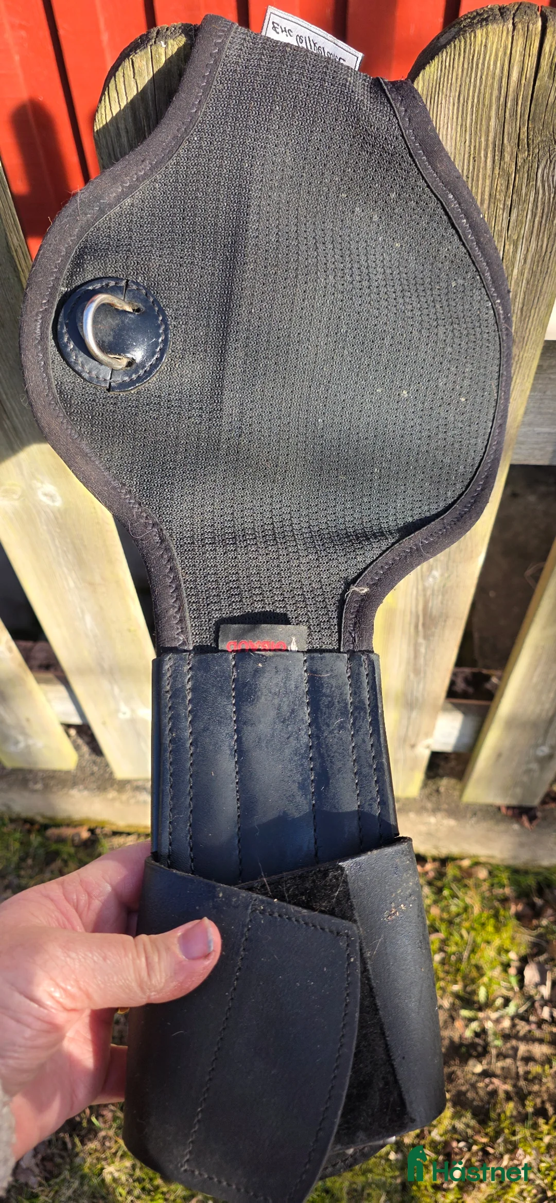 Sadeltillbehör hästutrustning till salu: Erik Le Tixerant dressyrgjord 65 cm - Annons 1