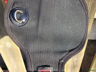 Sadeltillbehör hästutrustning Erik Le Tixerant dressyrgjord 65 cm - Annons 5