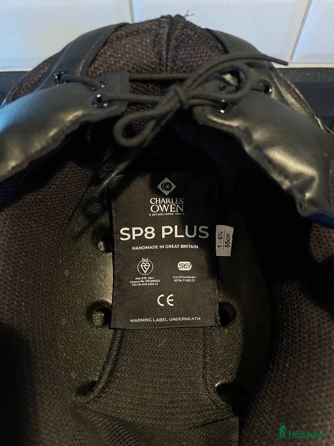 Hjälmar ryttarutrustning till salu: Charles Owen hjälm i Kramfors - Annons 8