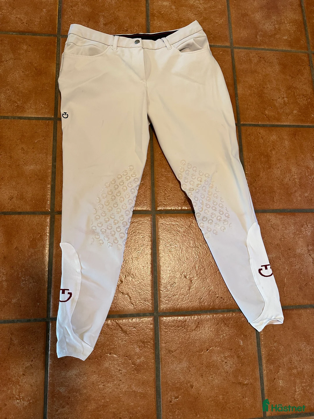 Ridbyxor ryttarutrustning till salu: Vita ridbyxor storlek IT 46 - Annons 2