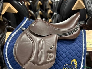 Sadlar hästutrustning till salu: REA 30% Pariani Custom Hopp/flat 16,5”XW i Knivsta - Annons 21