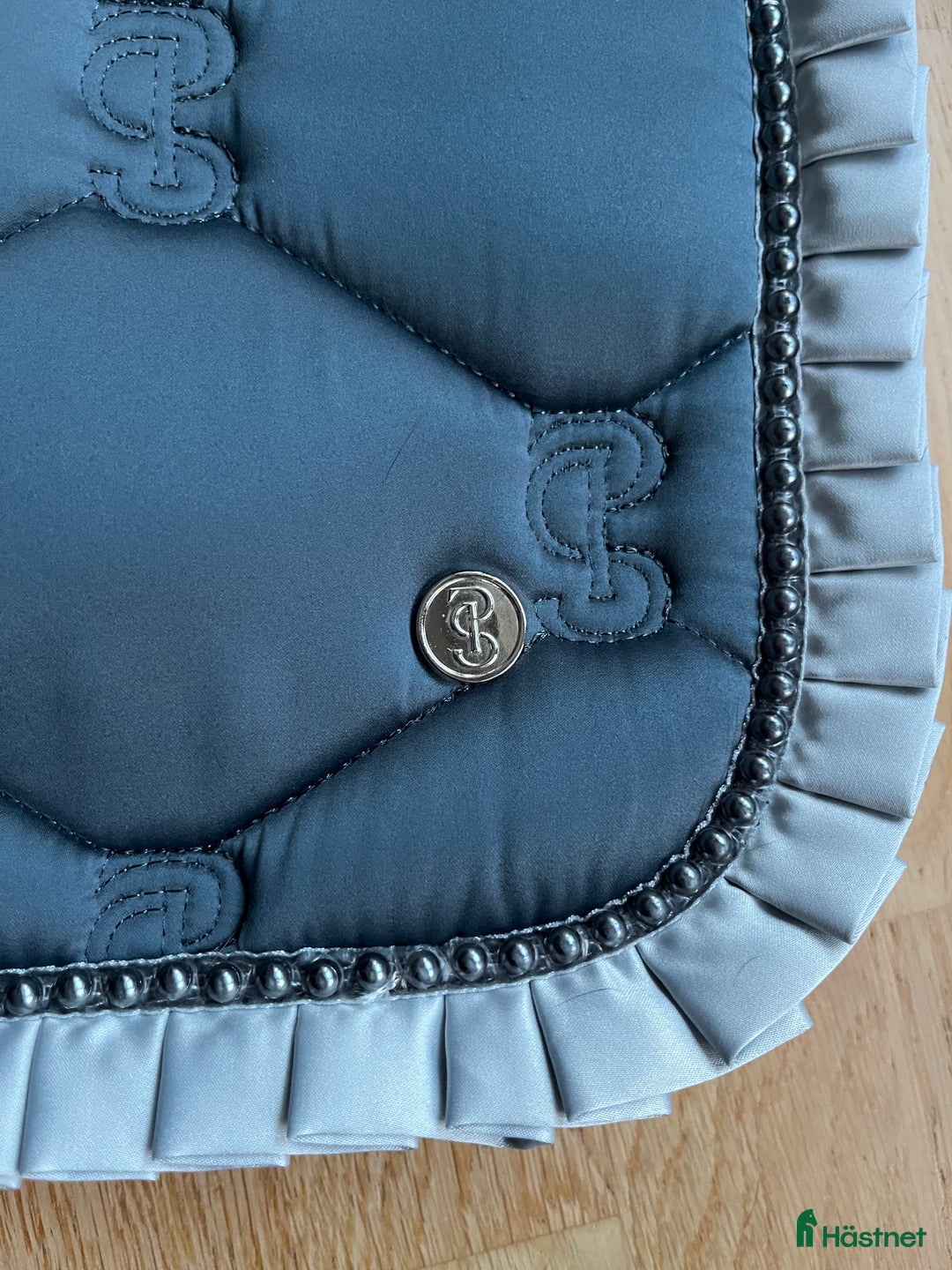 Schabrak & Vojlockar hästutrustning till salu: Jätte fint ps schabrak  - Annons 3