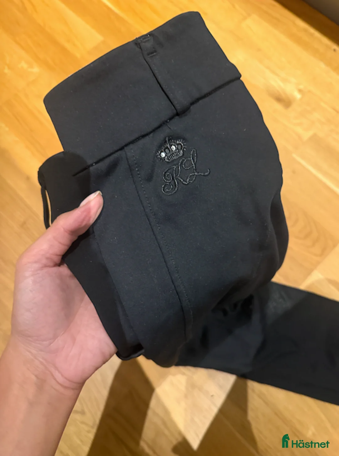 Ridbyxor ryttarutrustning till salu: Fodrade Kingsland ridbyxor i Lidingö - Annons 2