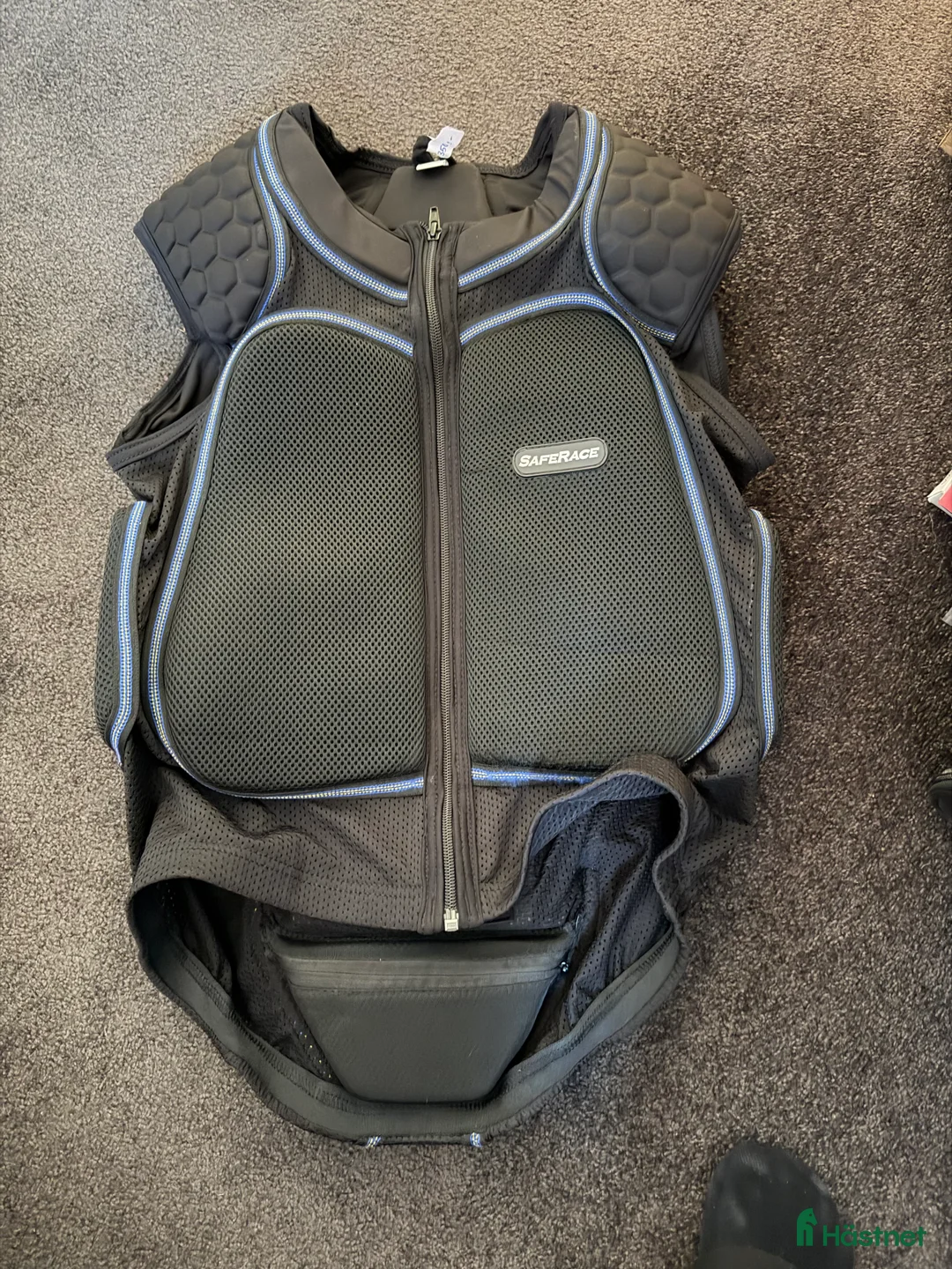 Säkerhetsvästar ryttarutrustning till salu: Saferace säkerhetsväst - Annons 1