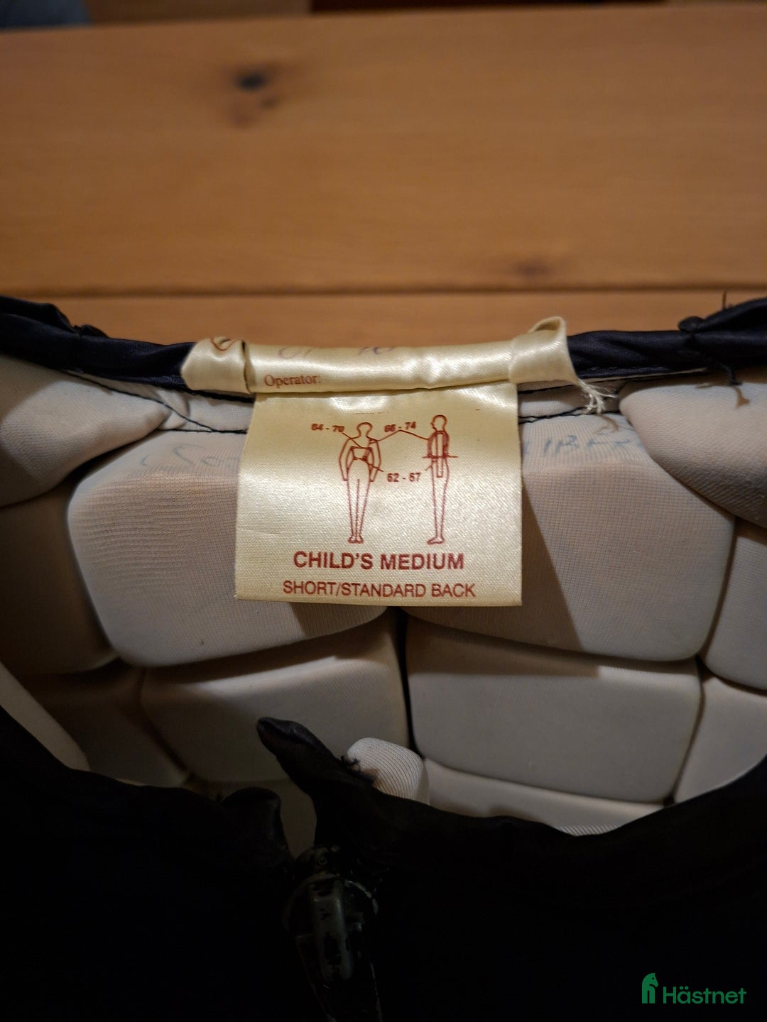 Säkerhetsvästar ryttarutrustning till salu: Racesafe ridväst - Annons 2