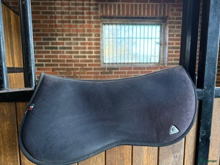 Sadeltillbehör hästutrustning till salu: Acavallo padd i Eskilstuna - Annons 2
