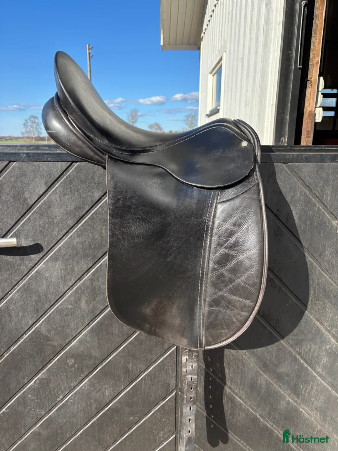 Sadlar hästutrustning till salu: Excel dressyr sadel  - Annons 2